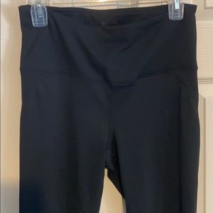 Black workout leggings